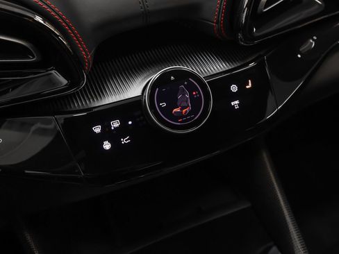Certified 2025 Ferrari Purosangue AWD/4WD image 73