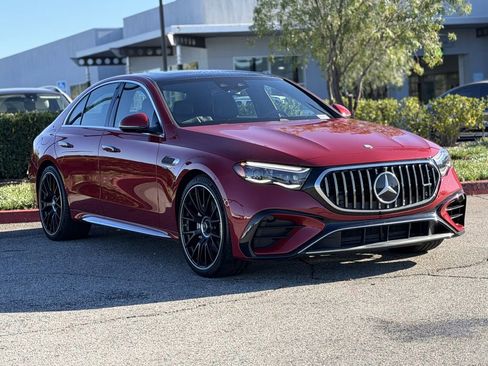 Used 2025 Mercedes-Benz E 53 AMG e 4MATIC Sedan image 13