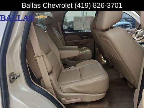 Used 2010 Chevrolet Tahoe LTZ RWD image 27