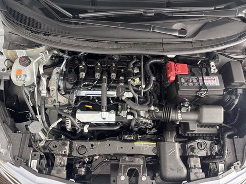 New 2025 Nissan Versa SR w/ Trunk Package image 23