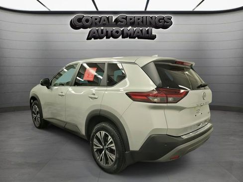 Certified 2023 Nissan Rogue SV image 4