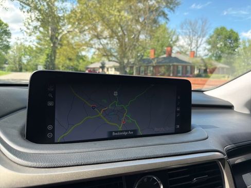 Used 2022 Lexus RX 350L Premium w/ Premium Package image 23