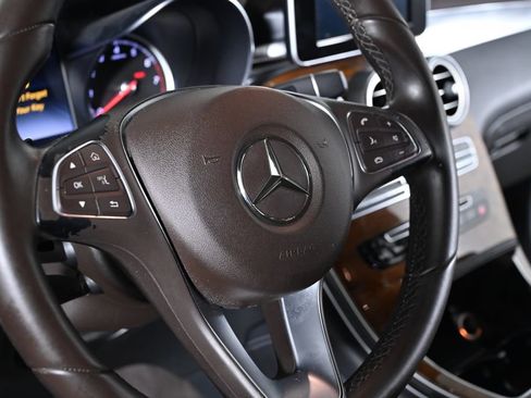Used 2017 Mercedes-Benz GLC 300 4MATIC image 11
