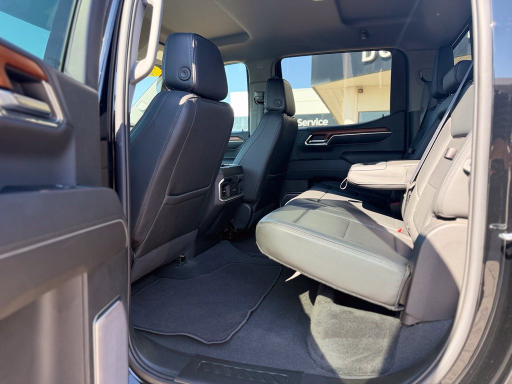 Used 2022 GMC Sierra 1500 Denali AWD/4WD image 8
