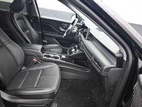 Used 2022 Lincoln Corsair AWD w/ Equipment Group 101A image 9