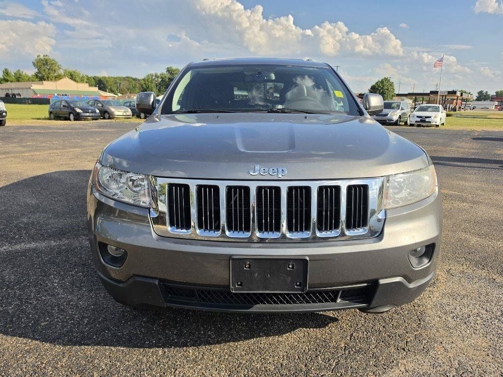 Used 2012 Jeep Grand Cherokee Laredo AWD/4WD image 12
