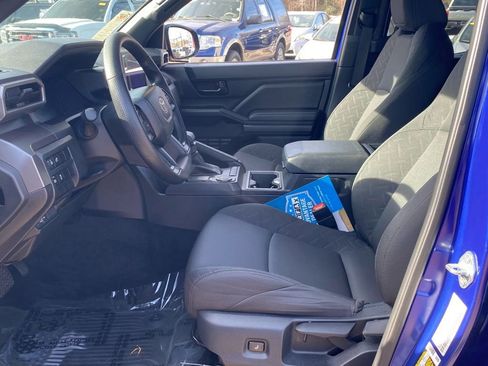 Used 2024 Toyota Tacoma SR5 image 6