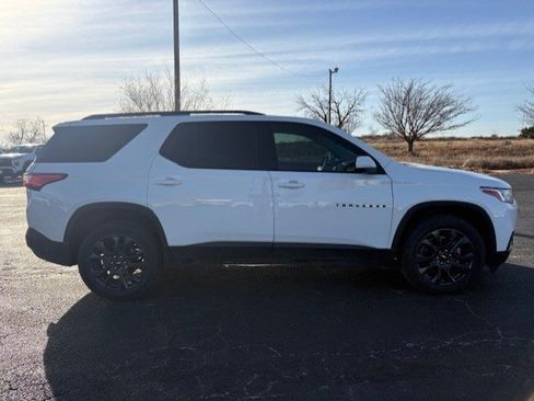 Used 2021 Chevrolet Traverse RS image 7