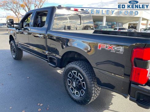 Used 2024 Ford F350 Platinum image 40