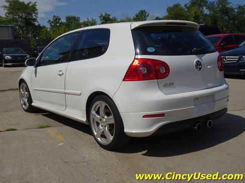 Used 2008 Volkswagen R32 AWD/4WD image 9