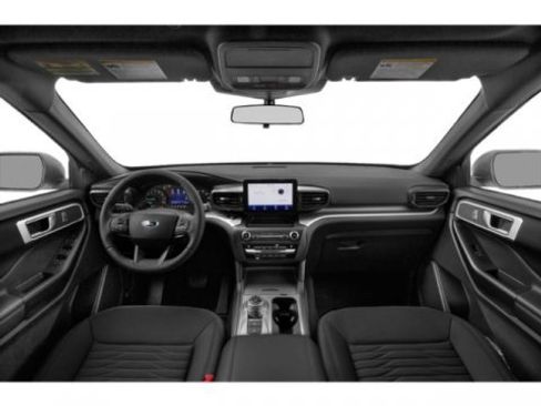 Used 2021 Ford Explorer XLT RWD image 8