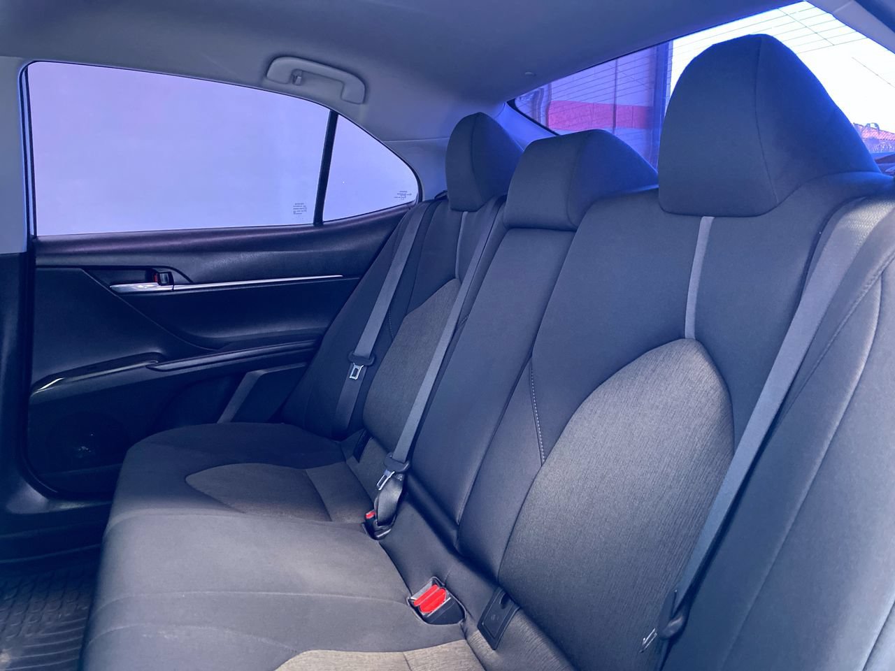 Used 2022 Toyota Camry LE FWD image 33