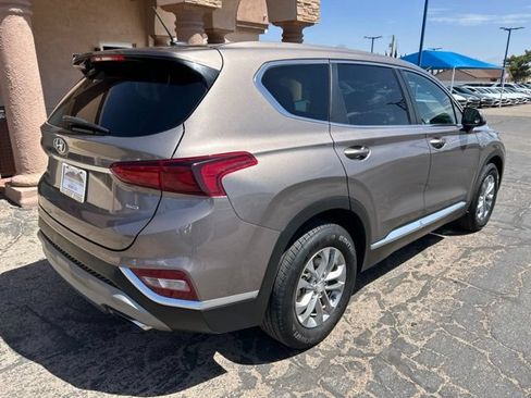 Used 2019 Hyundai Santa Fe SE AWD/4WD image 2