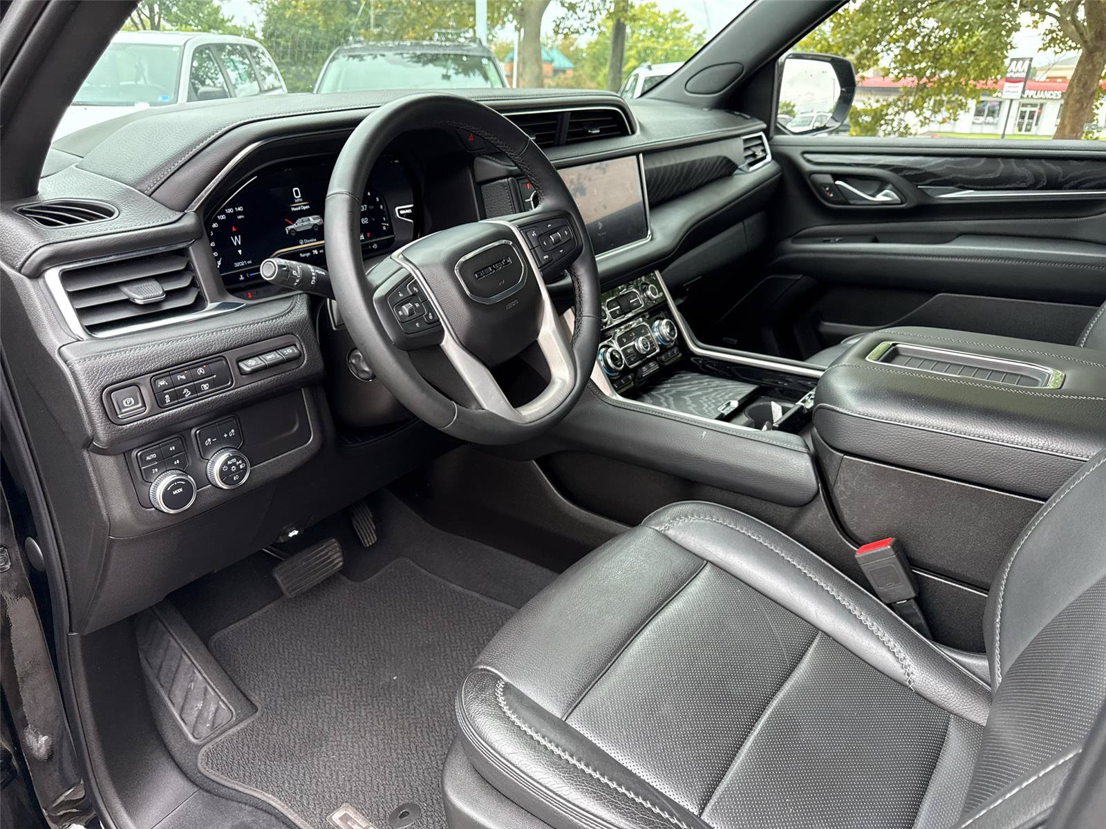 Certified 2023 GMC Yukon Denali AWD/4WD image 21