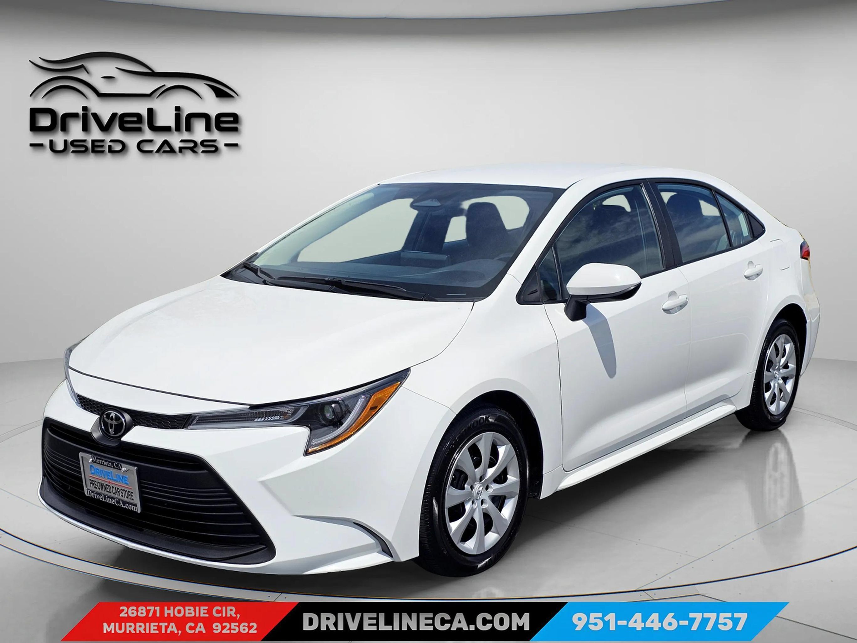 Used 2025 Toyota Corolla LE FWD image 1