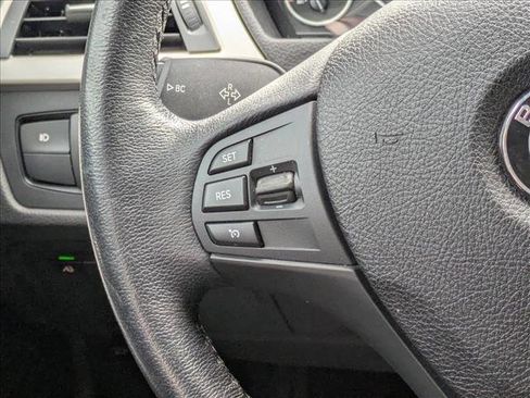 Used 2018 BMW 320i xDrive Sedan image 22