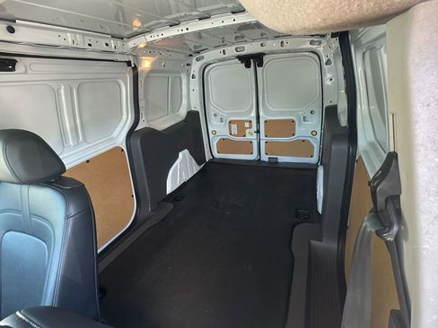 Used 2022 Ford Transit Connect XL FWD image 18