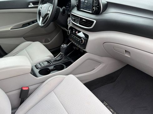 Used 2020 Hyundai Tucson Value FWD image 16
