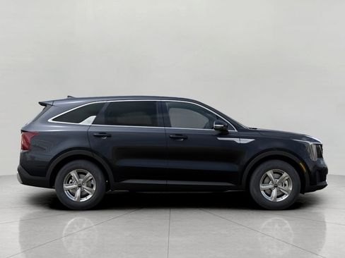 New 2026 Kia Sorento LX FWD image 7