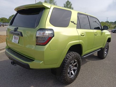 Used 2023 Toyota 4Runner TRD Off-Road Premium w/ Moonroof Package AWD/4WD image 3