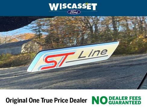 Used 2025 Ford Escape ST-Line w/ Cold Weather Package image 19