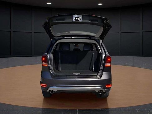 Used 2018 Dodge Journey Crossroad image 36