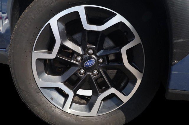 Used 2017 Subaru Crosstrek 2.0i Premium AWD/4WD image 3