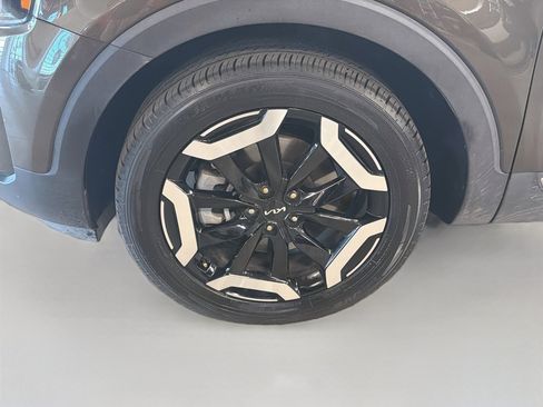 Used 2025 Kia Telluride S AWD/4WD image 11