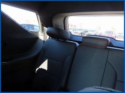 Used 2025 Chevrolet Traverse Z71 w/ Driver Confidence Package image 11