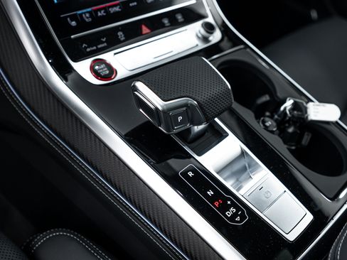 New 2026 Audi SQ7 Prestige AWD/4WD image 11