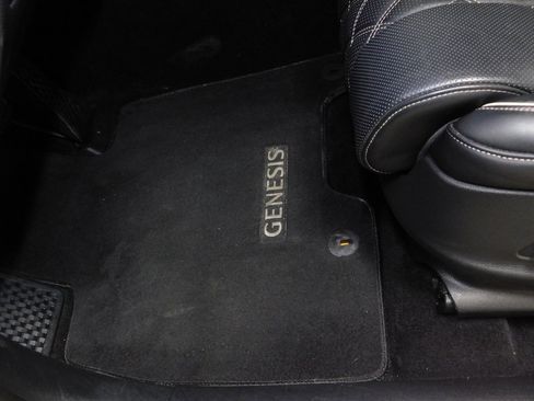 Used 2024 Genesis GV80 3.5T Prestige image 32