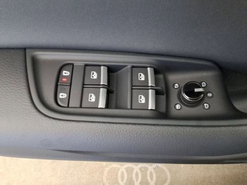 New 2026 Audi Q8 Premium image 18