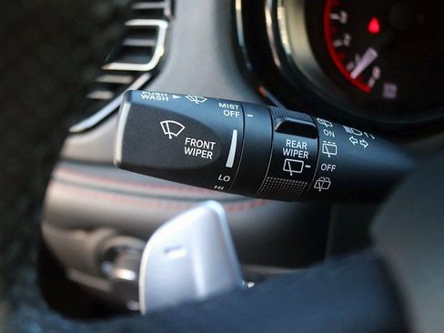 Used 2025 Dodge Durango R/T w/ Blacktop Package image 29