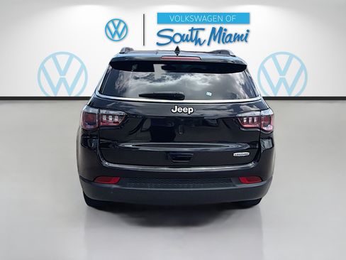 Used 2020 Jeep Compass Latitude FWD image 6