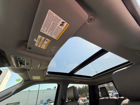 Certified 2024 Ford F150 Lariat w/ FX4 Off-Road Package image 20