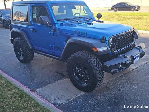 Used 2025 Jeep Wrangler Willys image 4