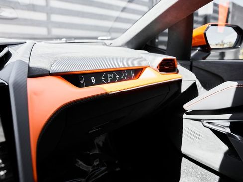 Used 2024 Lamborghini Revuelto AWD/4WD image 70