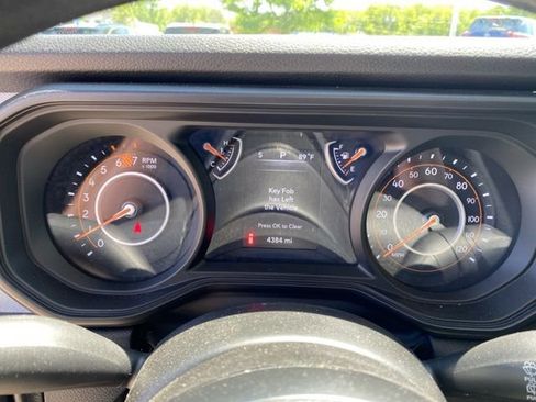 Used 2026 Jeep Wrangler Sport AWD/4WD image 19