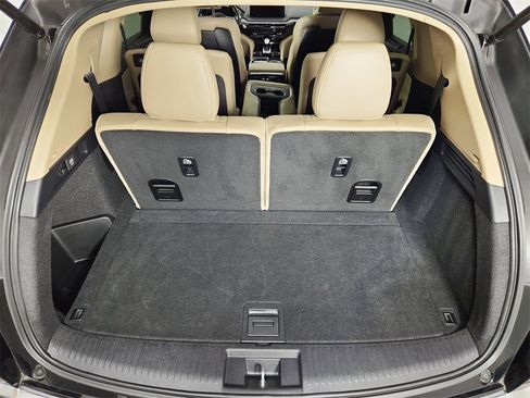 Used 2023 Acura MDX Technology image 16