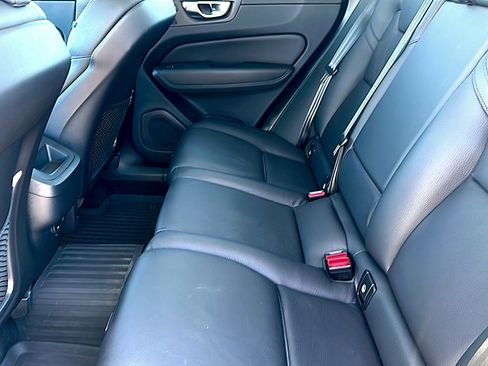 Used 2023 Volvo XC60 B5 Plus w/ Protection Package Premier image 19