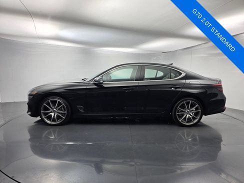 Used 2023 Genesis G70 2.0T RWD image 7