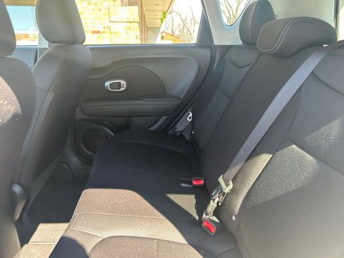 Used 2016 Kia Soul w/ Convenience Package FWD image 20