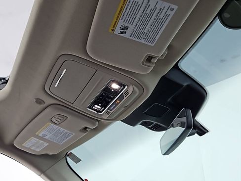 Used 2023 Lincoln Aviator AWD w/ Premium Package image 17