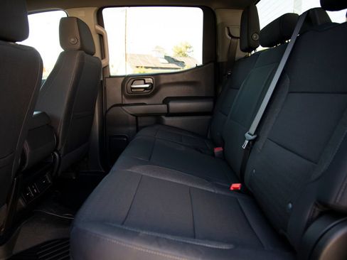 New 2026 Chevrolet Silverado 1500 Custom Trail Boss w/ LPO, Dark Essentials Package AWD/4WD image 16