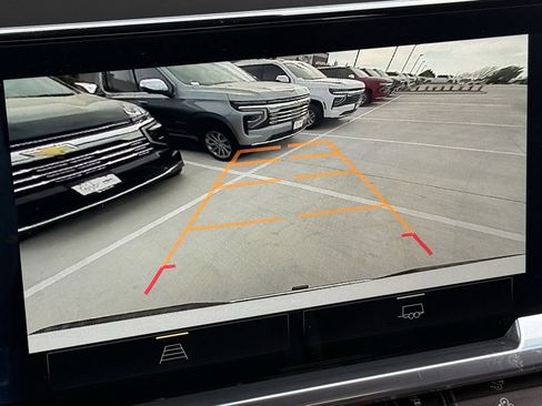 Used 2023 Chevrolet Silverado 1500 LT image 17