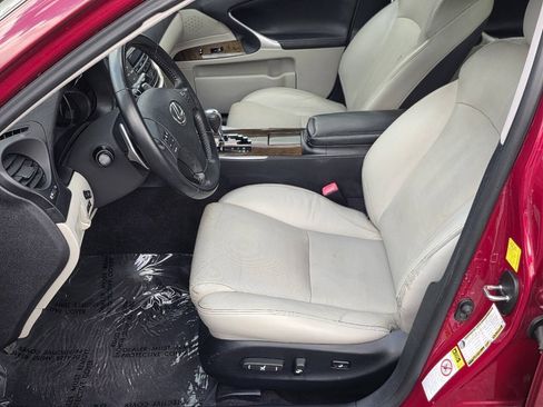 Used 2010 Lexus IS 250 AWD w/ Preferred Accessory Package image 9