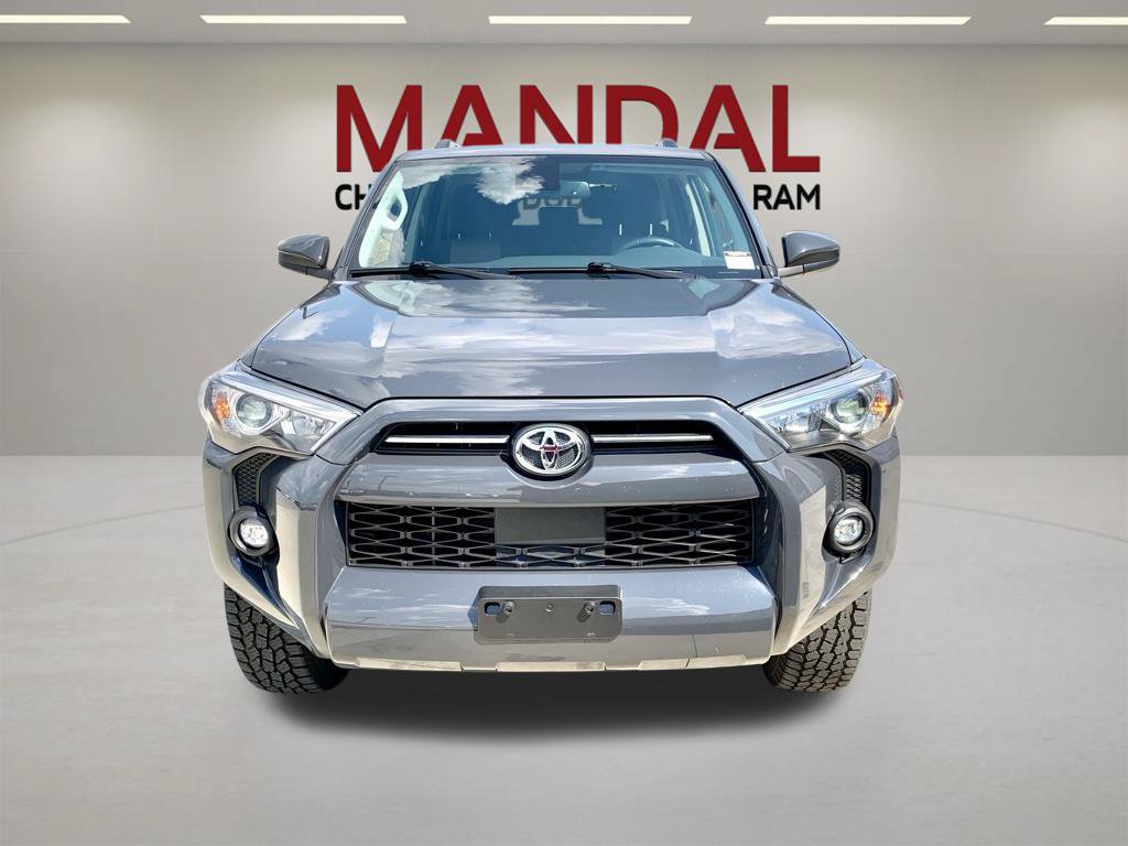 Used 2024 Toyota 4Runner SR5 AWD/4WD image 3