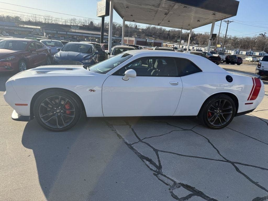 Used 2021 Dodge Challenger R/T Scat Pack RWD image 4