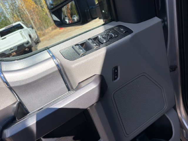 Used 2022 Ford F350 XLT w/ XLT Premium Package AWD/4WD image 13