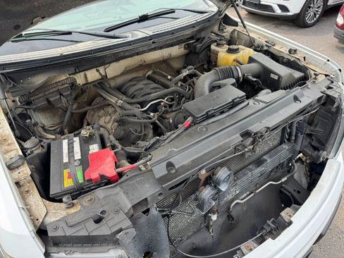 Used 2013 Ford F150 FX4 w/ Luxury Equipment Group AWD/4WD image 25